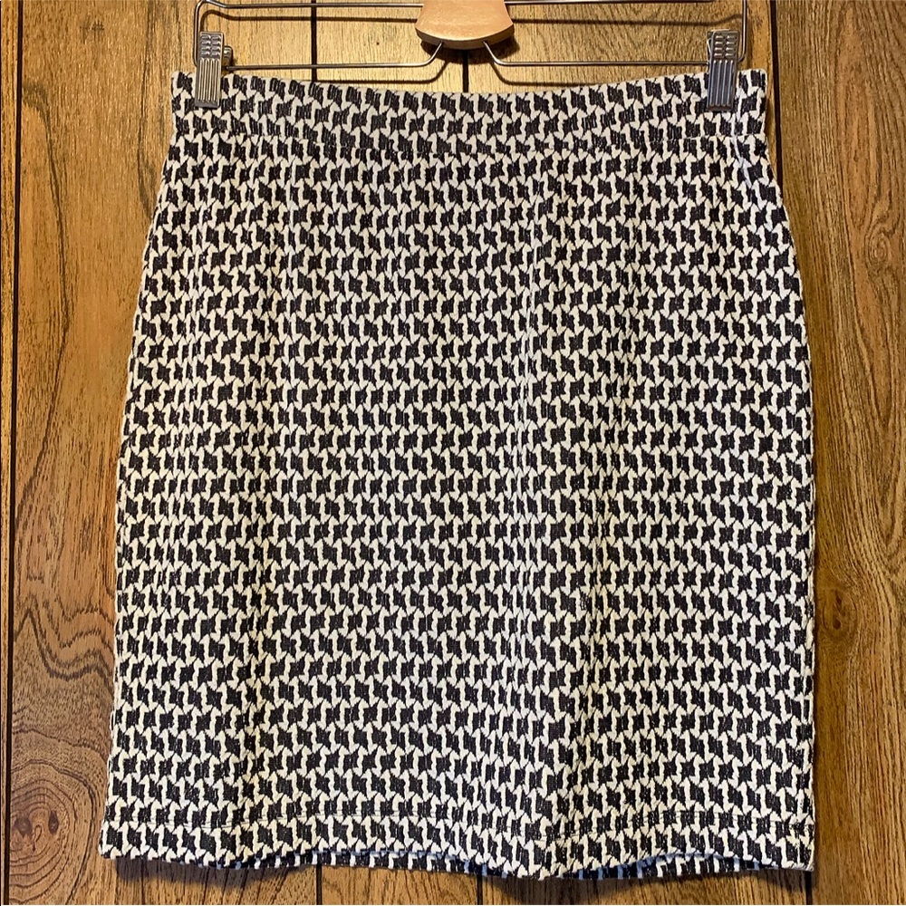 LOFT | Women’s Black & White Diamond Printed Skirt